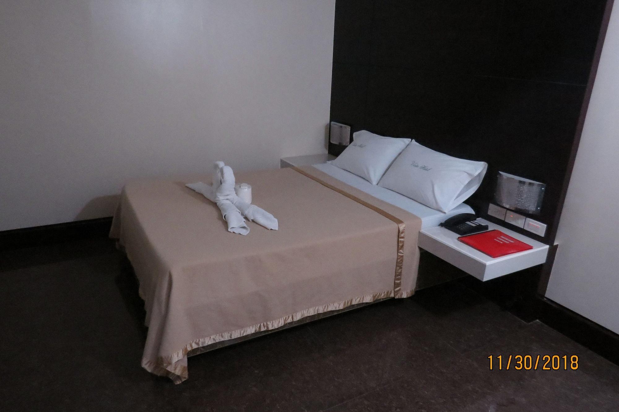 Vista Hotel Cubao Cidade Quezon Exterior foto