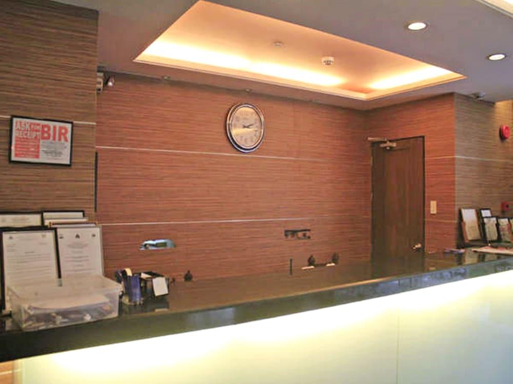 Vista Hotel Cubao Cidade Quezon Exterior foto